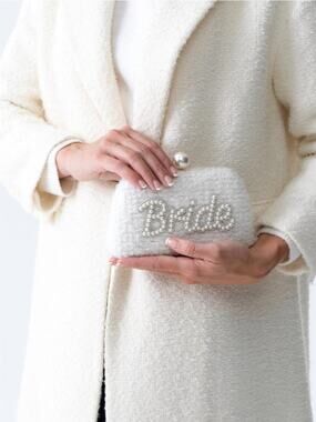 Bride Pearl Clutch Bag – Bridal Wedding Handbag with Gold Chain